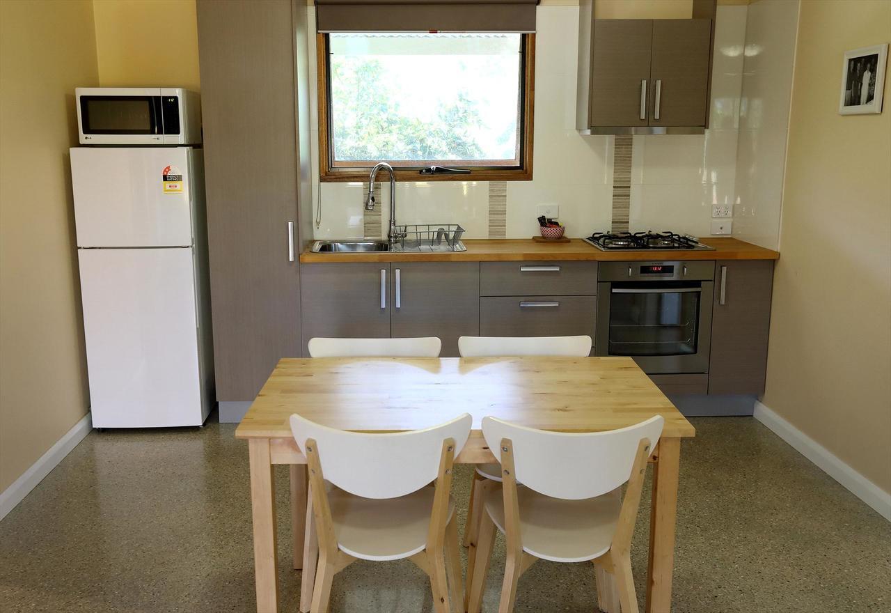 Swan Valley Sisters Henley Brook Esterno foto